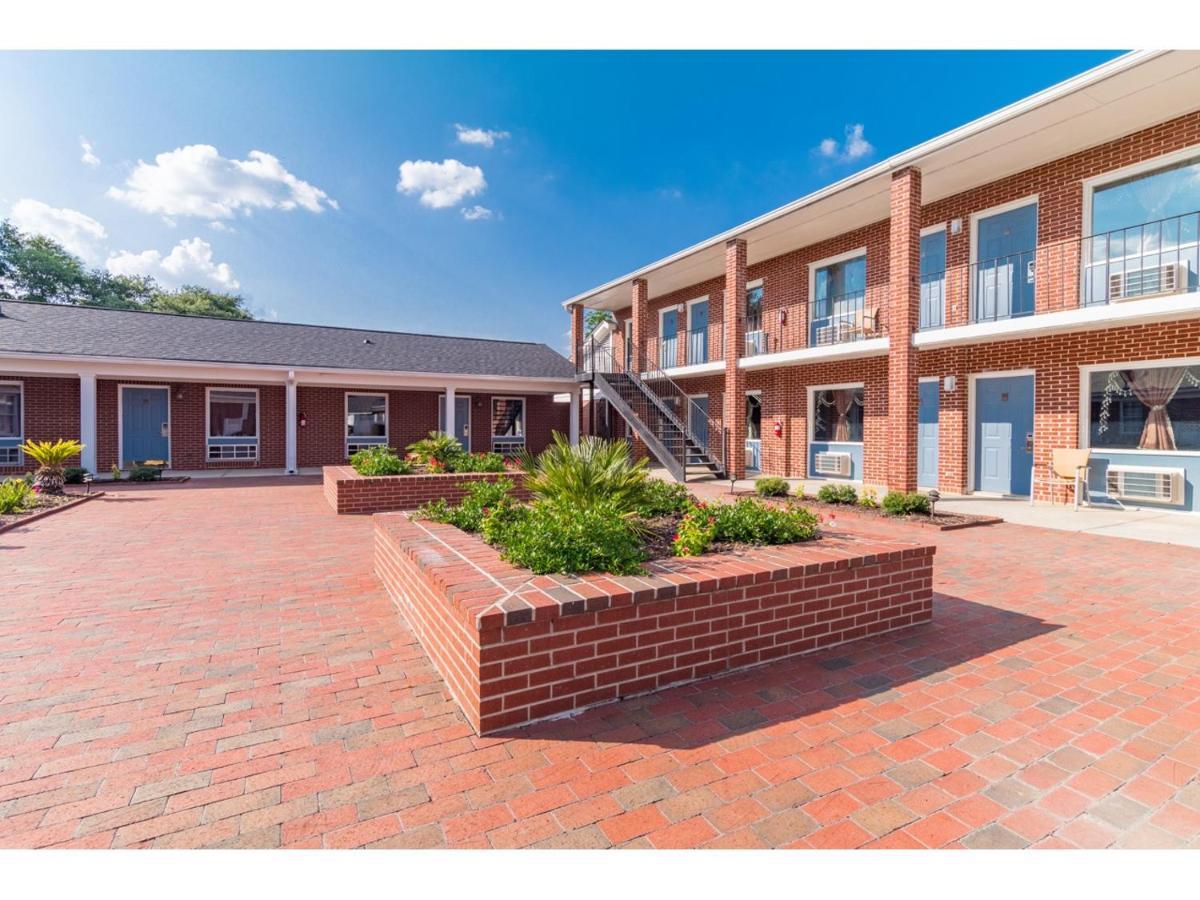 Winton Inn & Suites Barnwell Exterior foto
