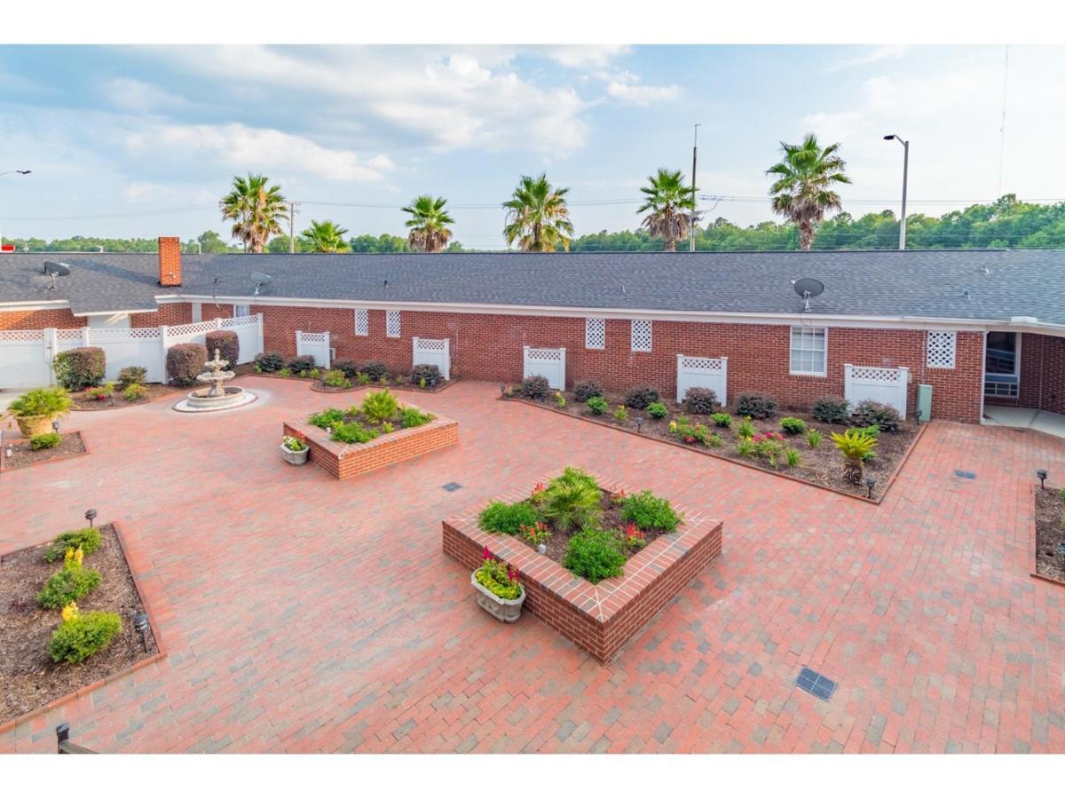 Winton Inn & Suites Barnwell Exterior foto